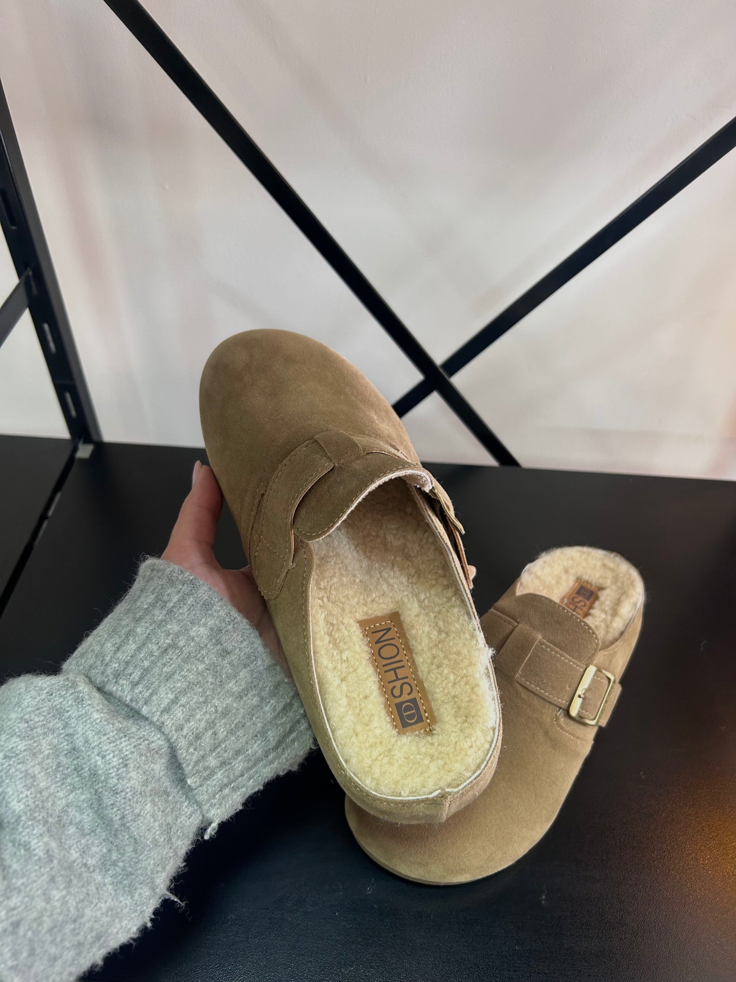 Zuecos Corderito - BEIGE