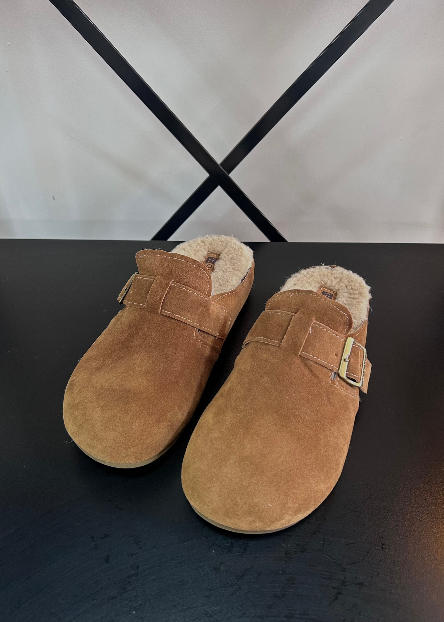 Zuecos Corderito - MARRÓN