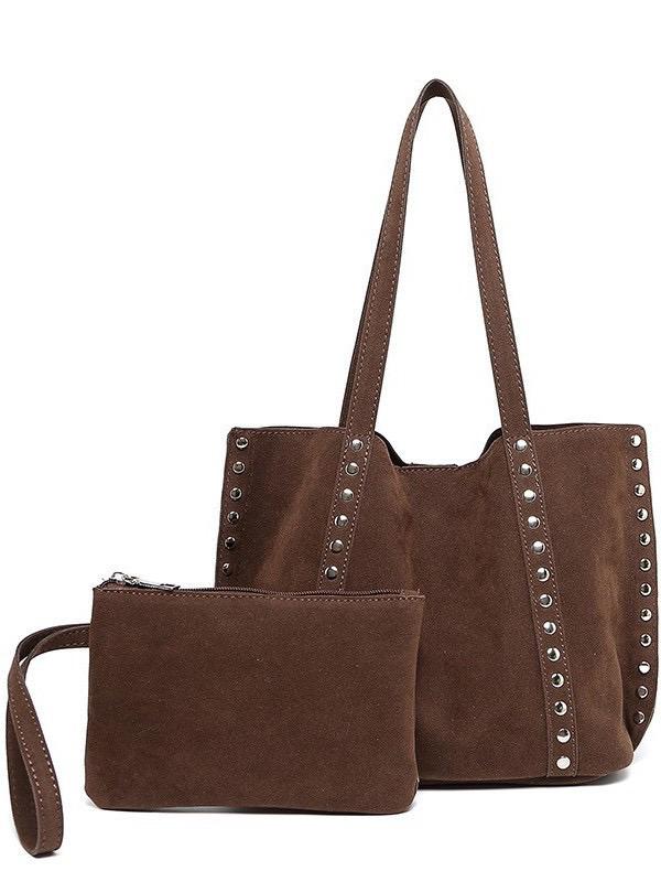 Cartera Negra con tachas Mid-size