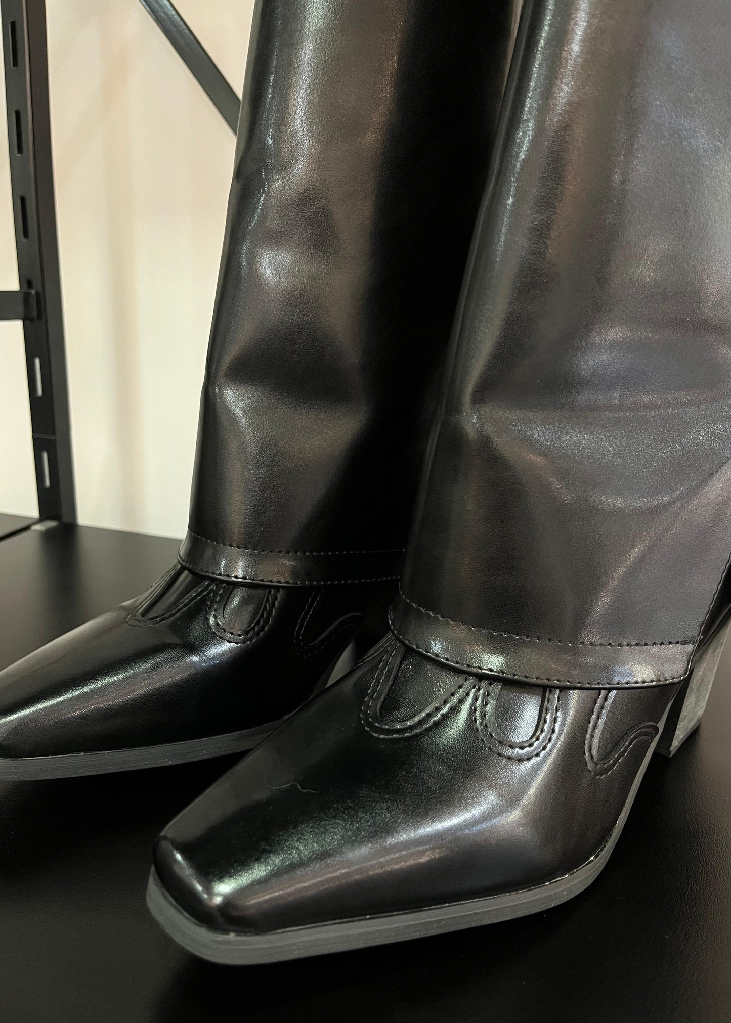 Botas SHARK BOOTS Mujer - Negras
