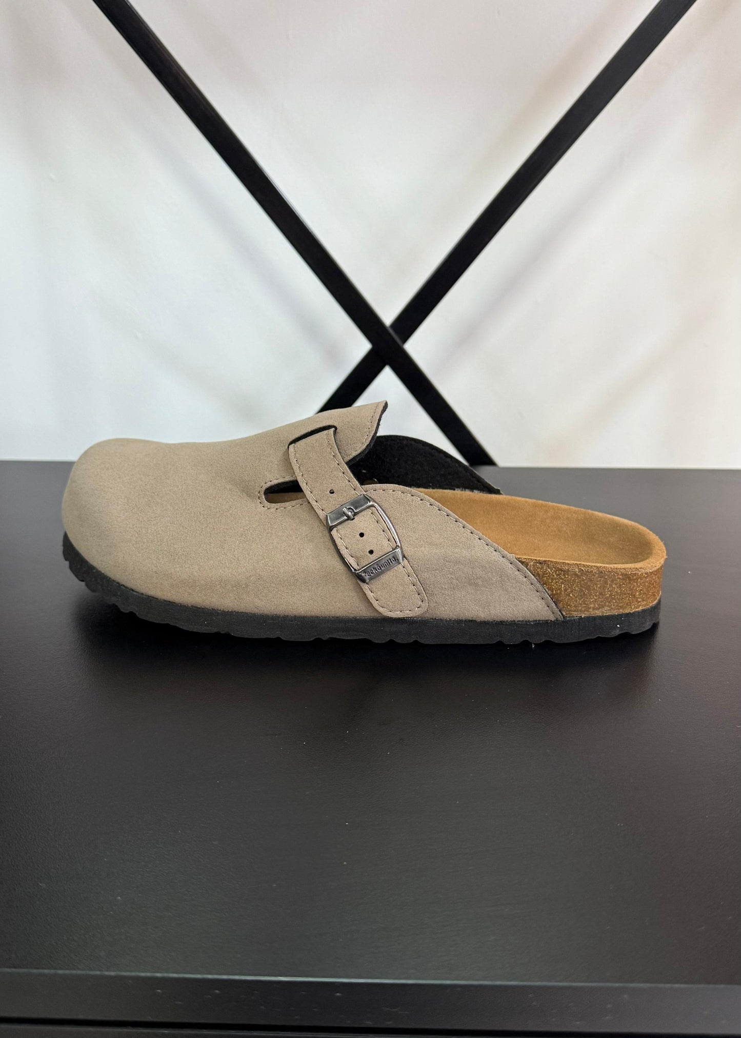 Zuecos de Mujer - BEIGE PREVENTA