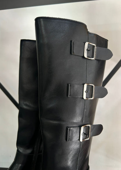 Botas Bikerboots Mujer - TRES HEBILLAS NEGRAS