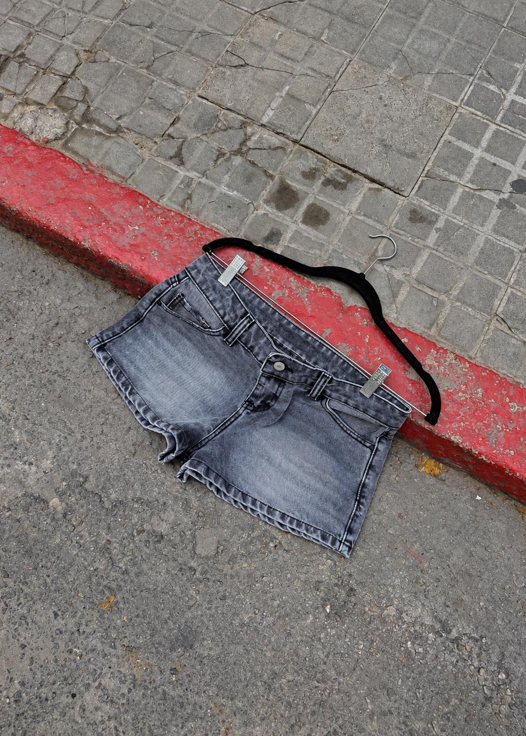 Short Tiro Bajo - GRIS