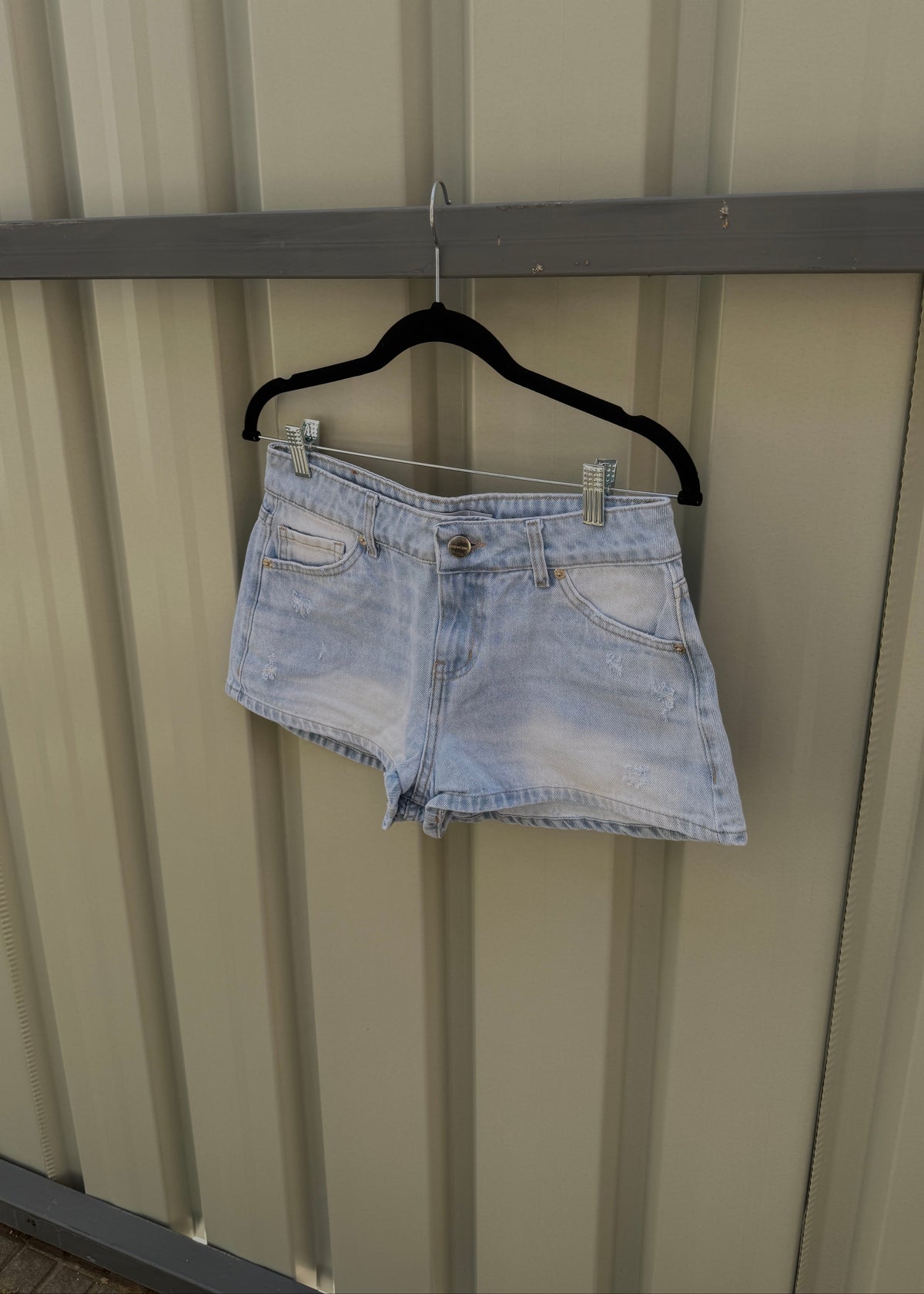 Short Tiro Bajo - CELESTE