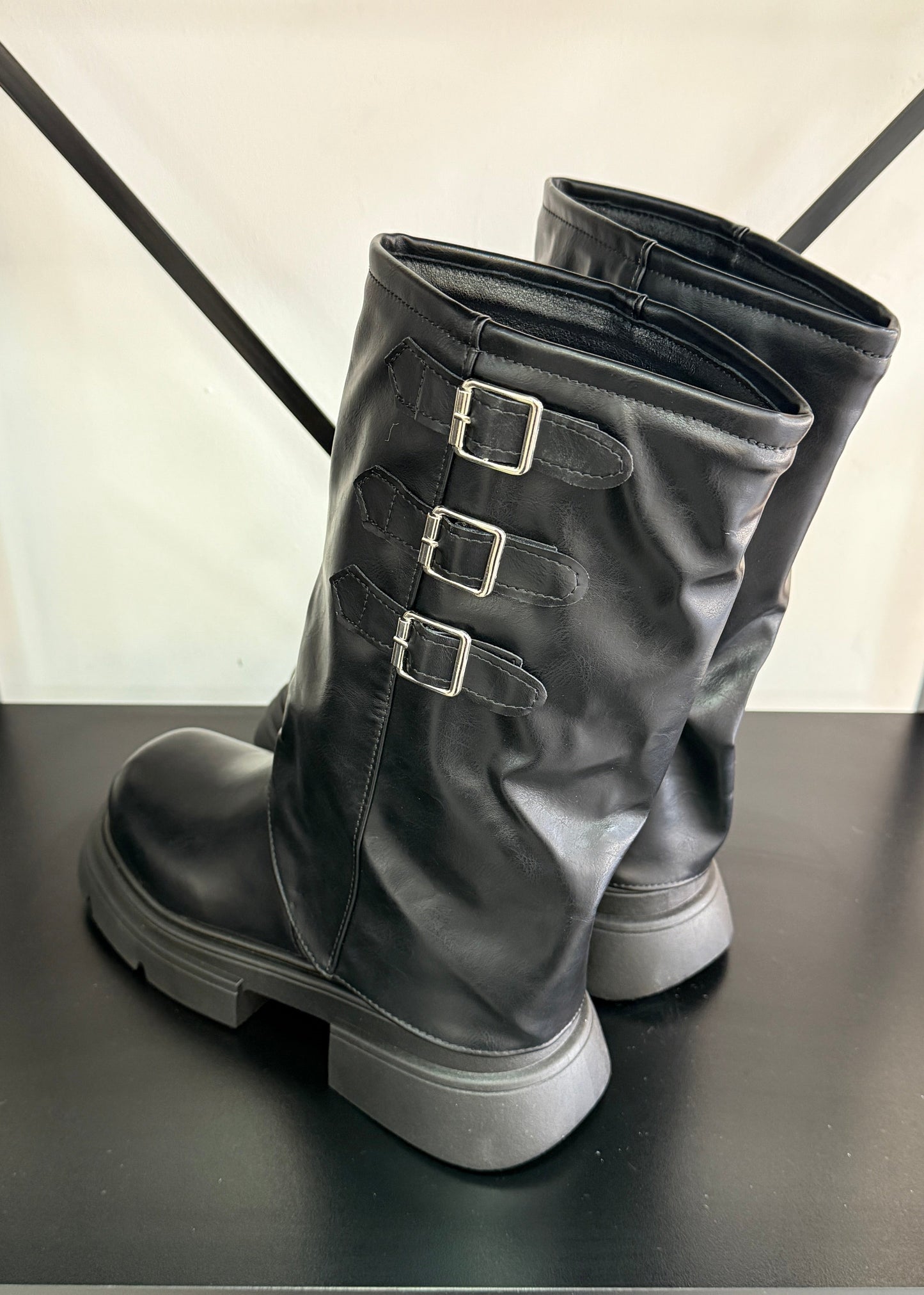 Botas Mujer Tres Hebillas - Negro