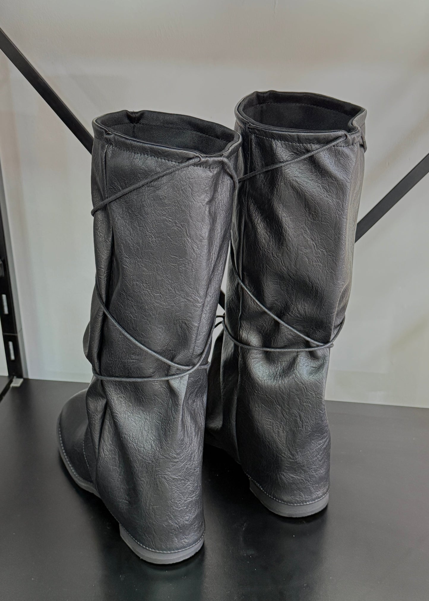 Botas Mujer Bucaneras Cuerdas - Negras