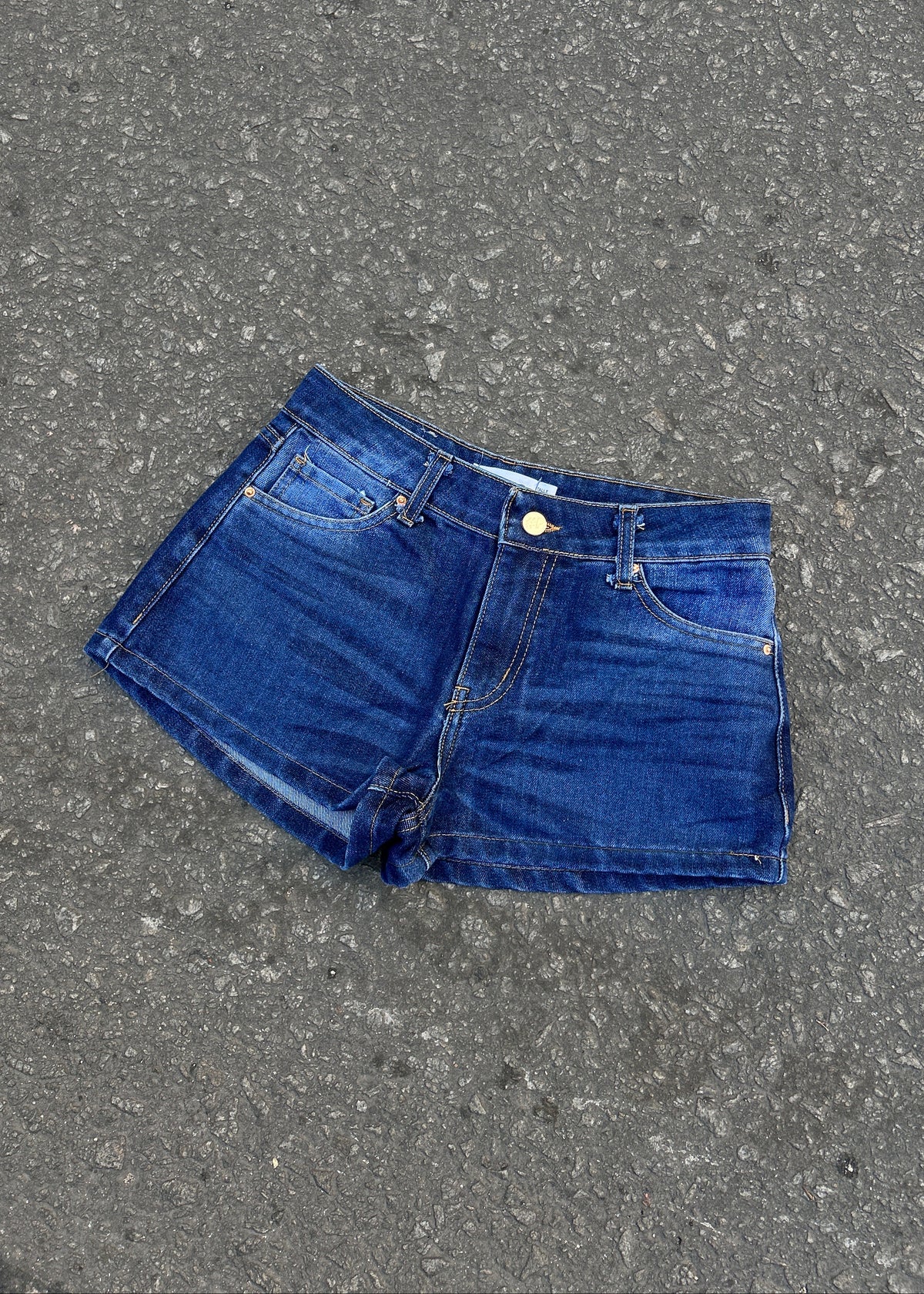 Short Tiro Bajo - JEAN CON ESTRELLA