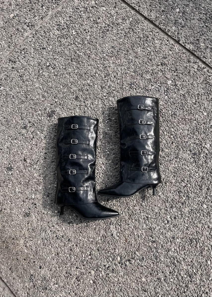 Botas Kitten Hebillas - NEGRO