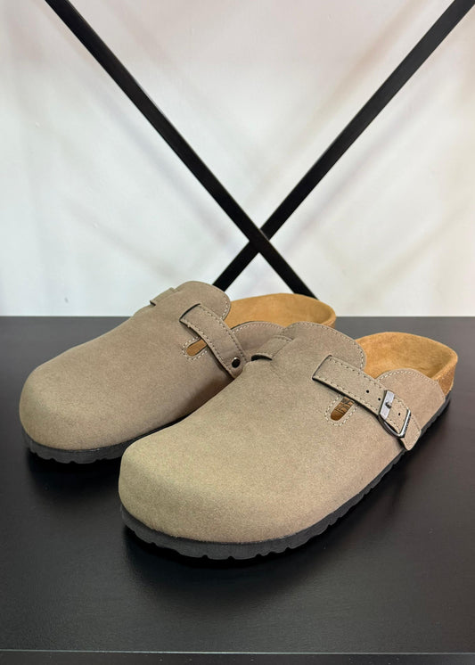 Zuecos de hombre - BEIGE PREVENTA
