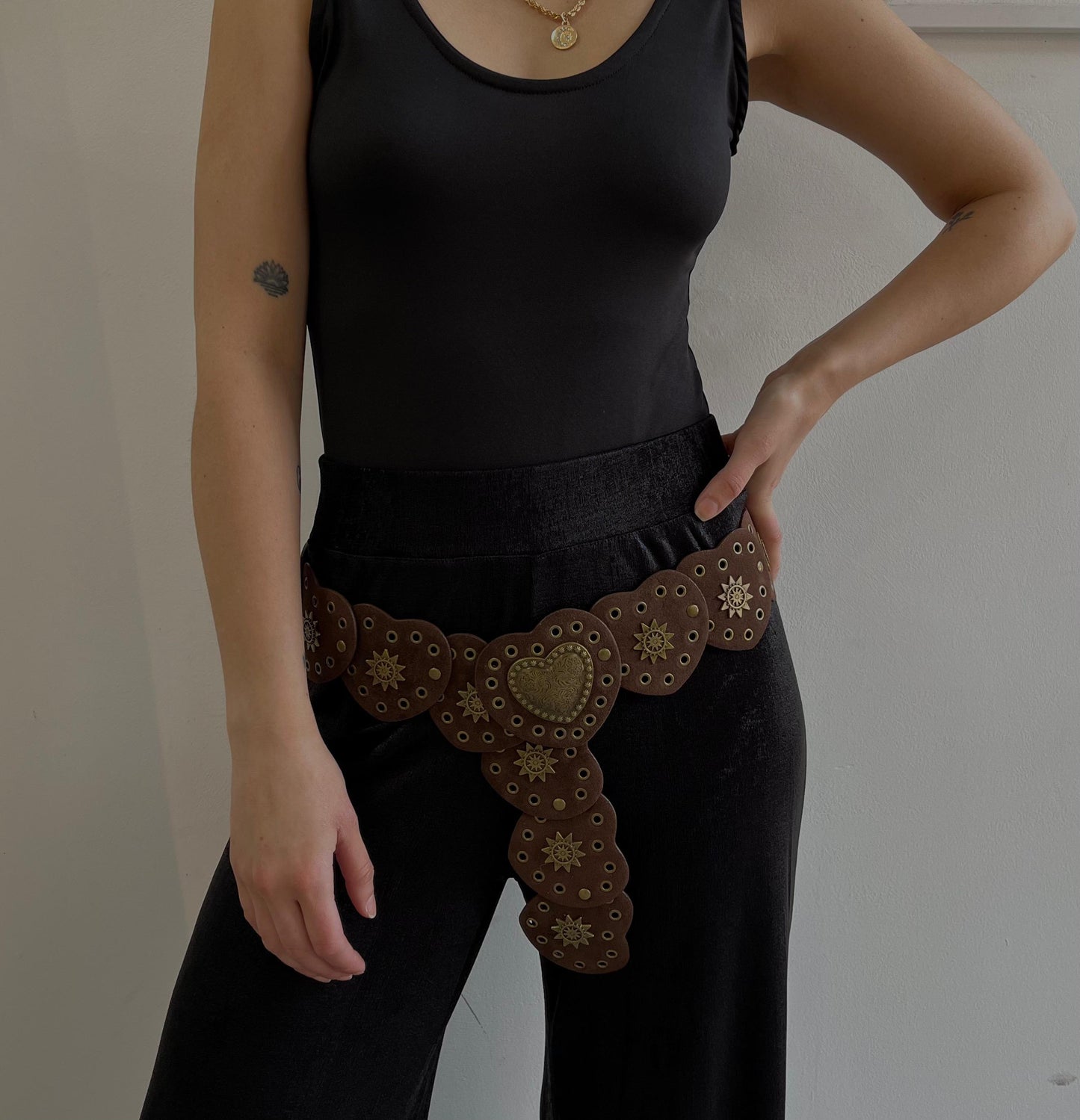 Cinto Mujer - Boho Corazones Marrón