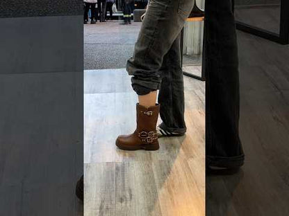 Biker Tendencia Corta - MARRÓN